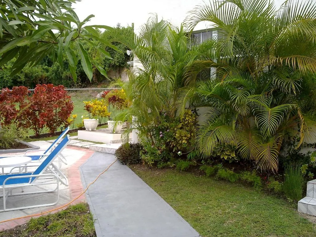 Annwin Apartment Saint James Barbados